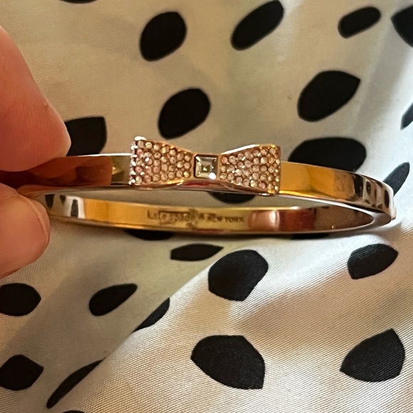 Authentic Designer Kate Spade Rose Gold Bow Hinged Bracelet - Picture 3 of 4